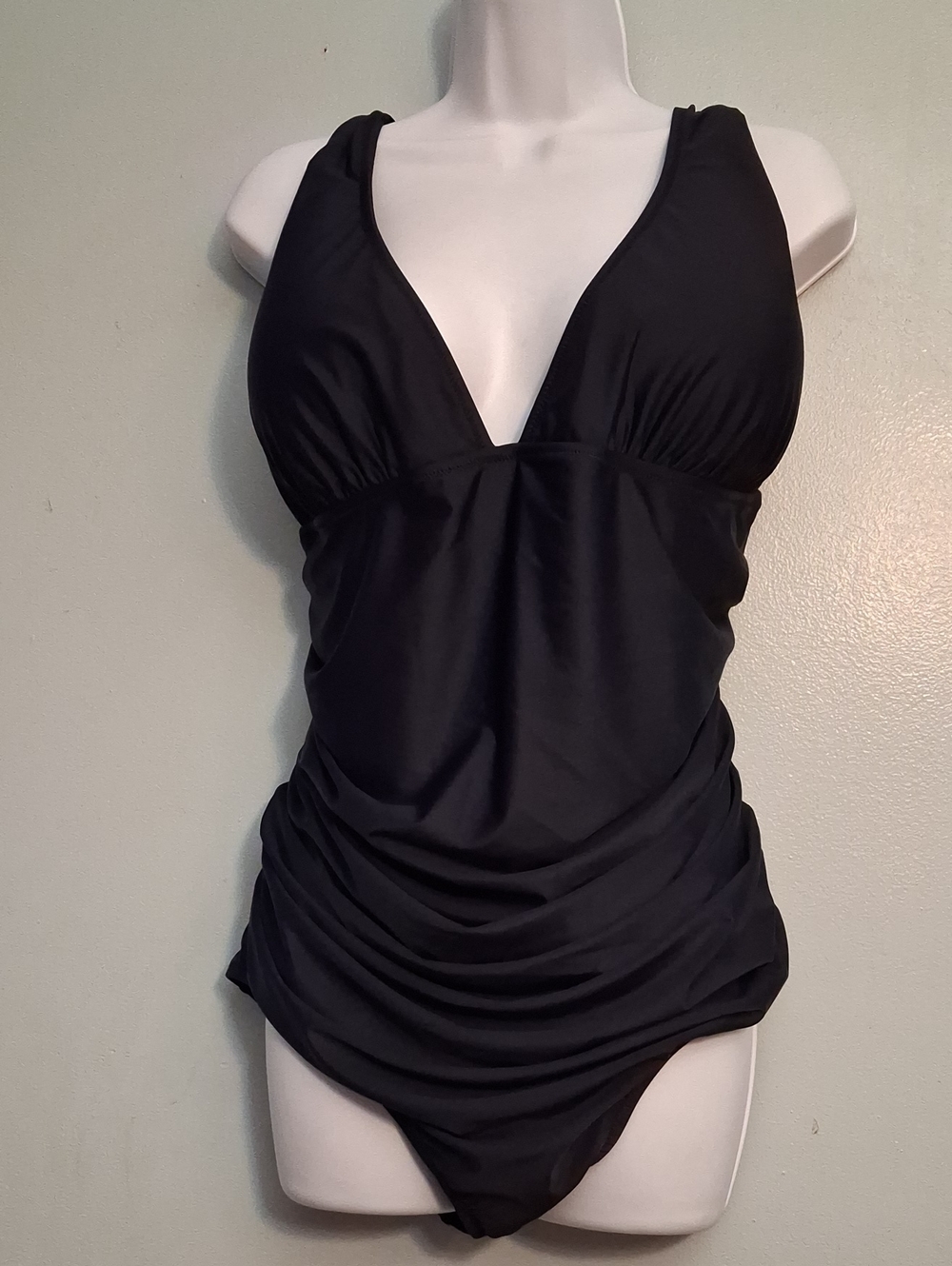 J. Crew Size 22 Women’s Dark Navy One-Piece Swimsuit With Sleek V-Neckline .